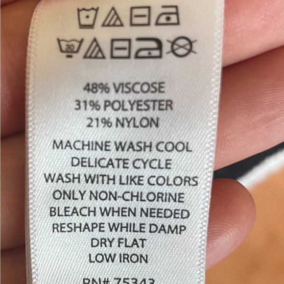 Max Studio - Picture 4 of 4